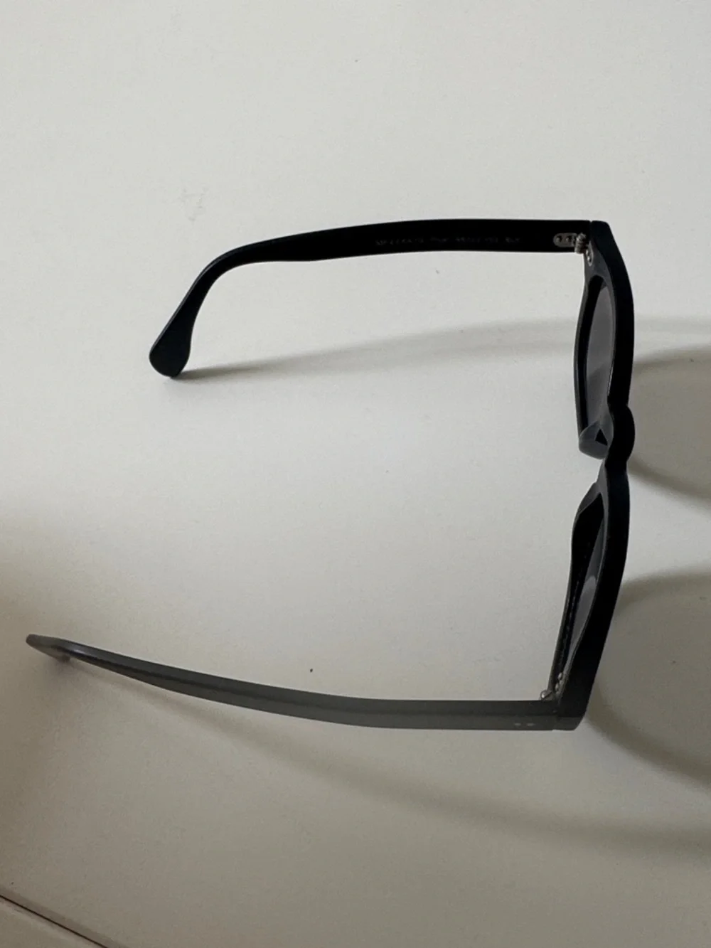 Peter Millar Black Polarize Sunglasses with Gray Lenses